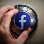 Facebook'un Hakkımızda Neler Bildiğini Nasıl Öğrenebiliriz?